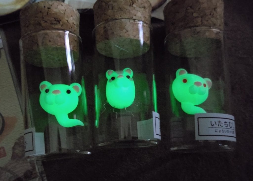 いたち虫(発光)